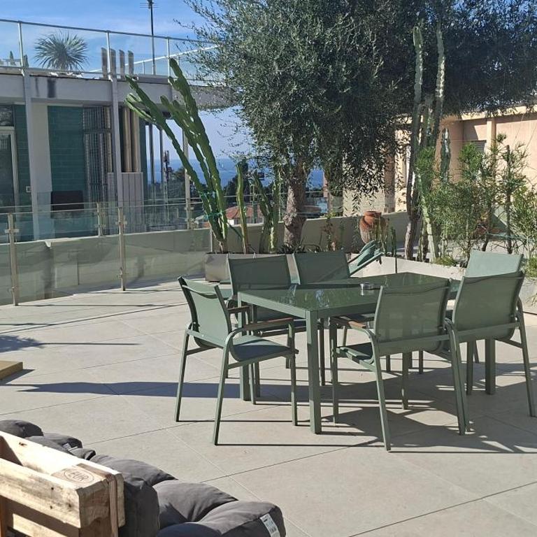 Appartamenti Villa Nuccia con terrazzi vista mare e parcheggio privato - Two-Bedroom Apartment with Terrace - 7