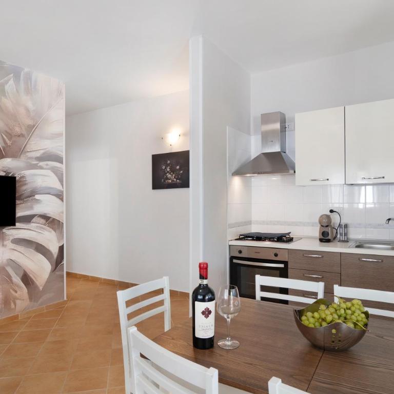 Villa Frascinelle 2.0 - Appartamento Deluxe con 2 Camere da Letto e Vista Giardino - 6
