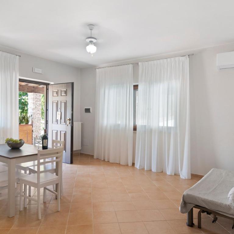 Villa Frascinelle 2.0 - Appartamento Deluxe con 2 Camere da Letto e Vista Giardino - 1