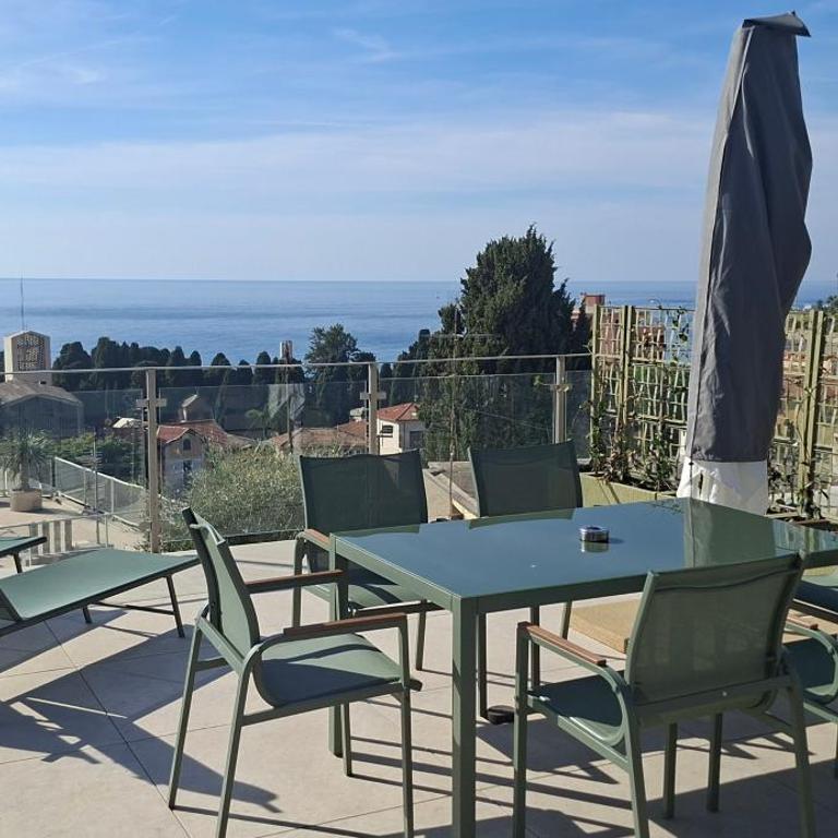 Appartamenti Villa Nuccia con terrazzi vista mare e parcheggio privato - Two-Bedroom Apartment with Terrace - 15