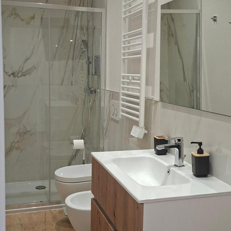 Appartamenti Villa Nuccia con terrazzi vista mare e parcheggio privato - Two-Bedroom Apartment with Terrace - 10