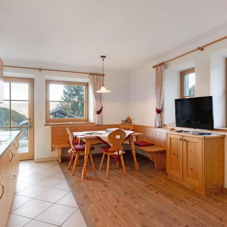 Kompatscherhof - Appartamento Deluxe con 2 Camere da Letto e Vista Giardino - 5