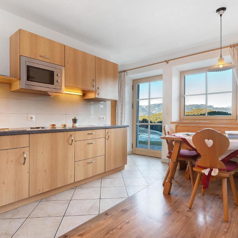 Kompatscherhof - Appartamento Deluxe con 2 Camere da Letto e Vista Giardino - 4