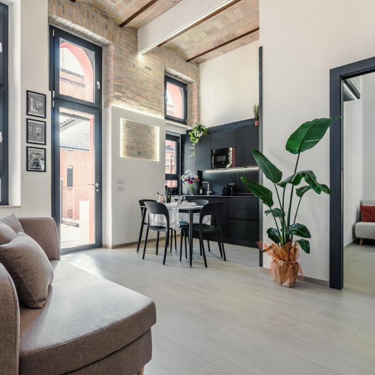 Retreat with Terrace, 25-minute walk from the Trevi Fountain - Two-Bedroom Apartment - 1