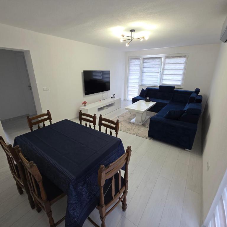 Apartment Cherry View - Apartman sa 2 Spavaće Sobe i Balkonom - 14