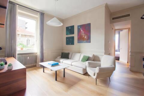 HACCA Collection - Elegant 2BR, 2 King Suites, Porta Venezia - Appartamento con 2 Camere da Letto - 1