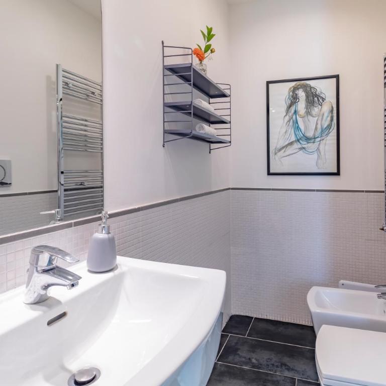 Farini 62 Charme Apartment - Appartamento con 3 Camere da Letto - 13