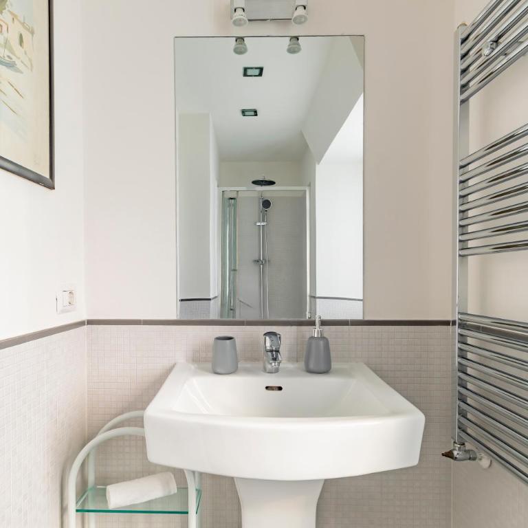 Farini 62 Charme Apartment - Appartamento con 3 Camere da Letto - 26