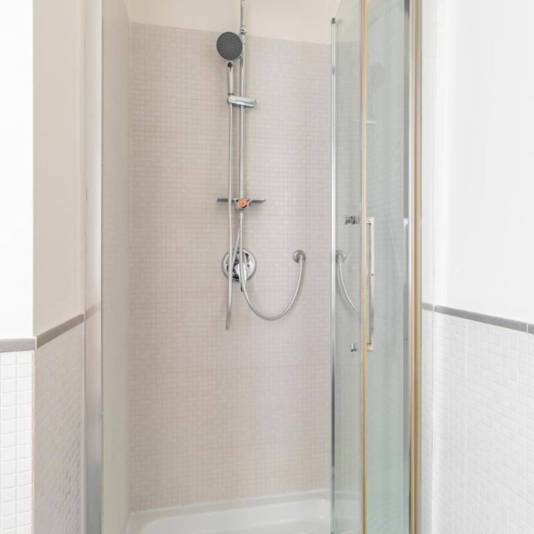 Farini 62 Charme Apartment - Appartamento con 3 Camere da Letto - 27