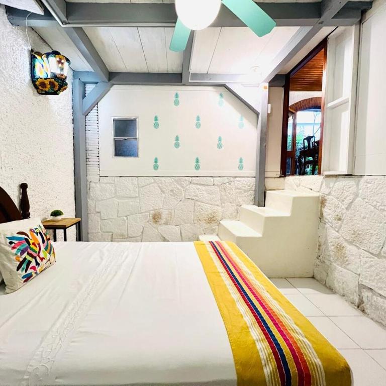 Casa Antequera Centro - Four-Bedroom House - 13