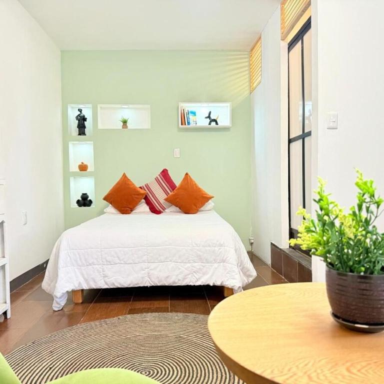 Casa Antequera Centro - Four-Bedroom House - 17