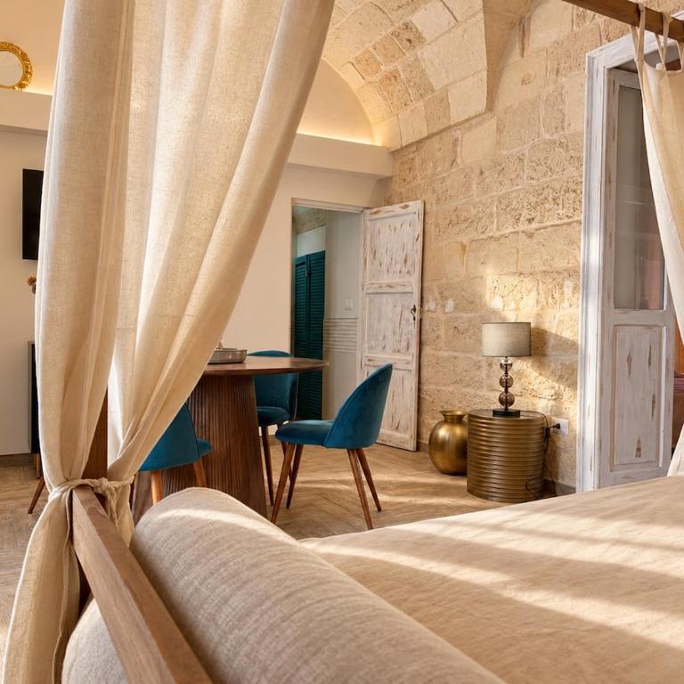 Suite Zorah - Jacuzzi Privata nel cuore del Centro Storico - Appartamento con 2 Camere da Letto - 23