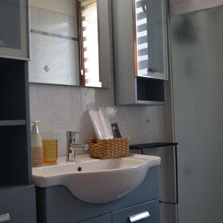 Tulipano Rosso - Appartamento con 2 Camere da Letto - 38