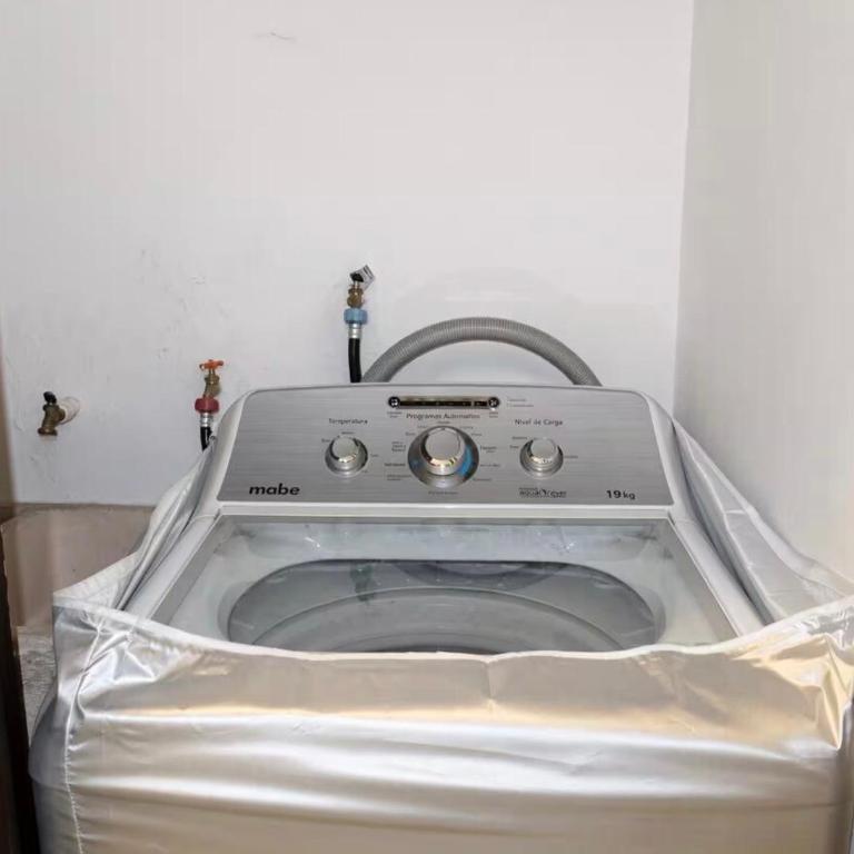 Estancia moderna y amplia cerca del malecón - Apartamento de 2 dormitorios - 4