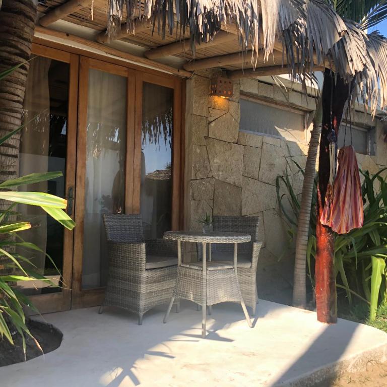 Los Cocos de Vichayito - Double or Twin Room with Partial Sea View - 10