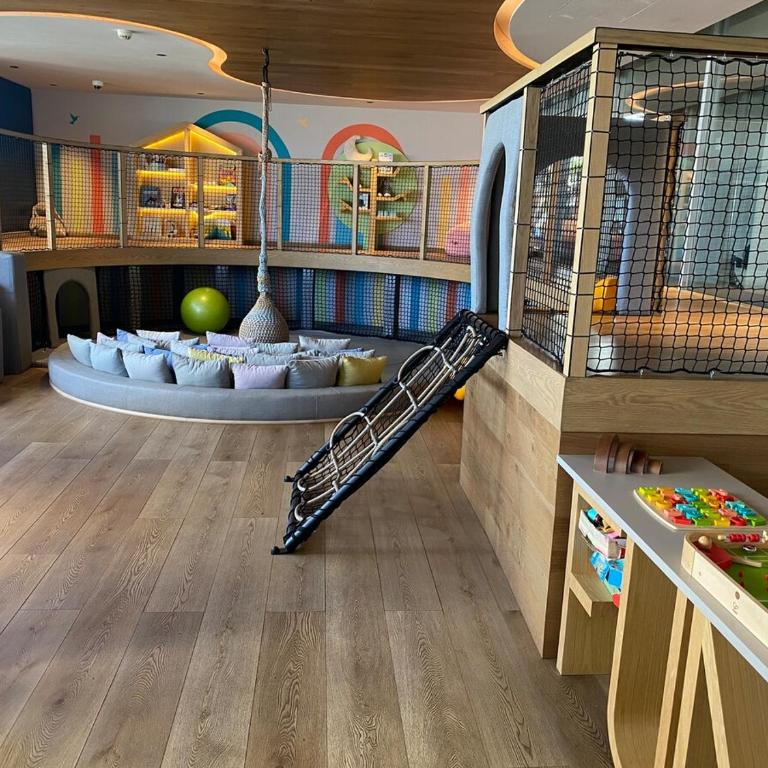 Loft en Paseo Santa Lucia y Parque Fundidora - Apartamento de 1 dormitorio - 25