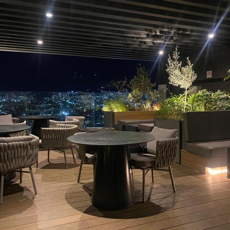 Loft en Paseo Santa Lucia y Parque Fundidora - Apartamento de 1 dormitorio - 28