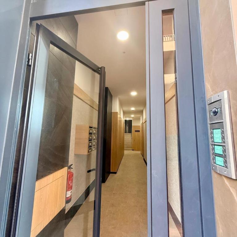 New Spacious 2BR Apartment - Las Canteras Beach - Side Sea View - 2 Bathrooms - AC - Parking - Appartamento con 2 Camere da Letto - 39