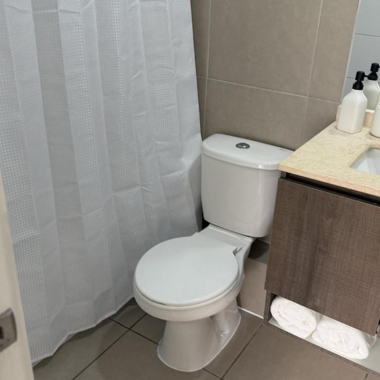 Encantador Dpto Equipado Metro Parking Gratis - Apartamento de 2 dormitorios - 4