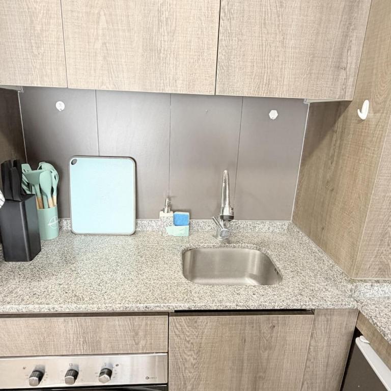 Encantador Dpto Equipado Metro Parking Gratis - Apartamento de 2 dormitorios - 21
