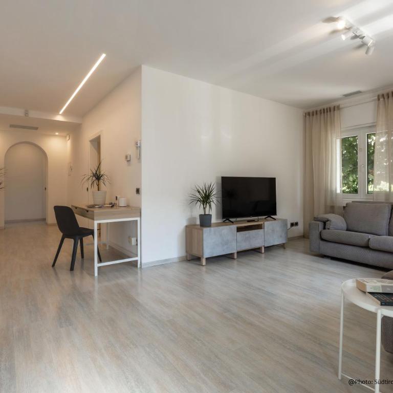 Lume Villea - Appartamento con 2 Camere da Letto - 2