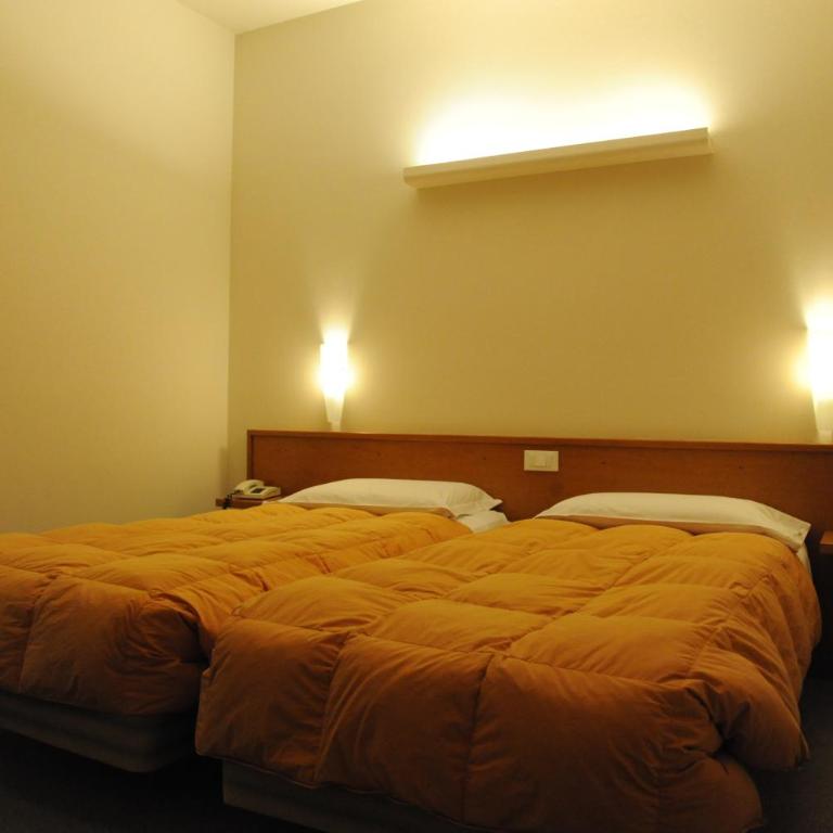 Albergo Al Sole - Camera Matrimoniale/Doppia con Letti Singoli - 6