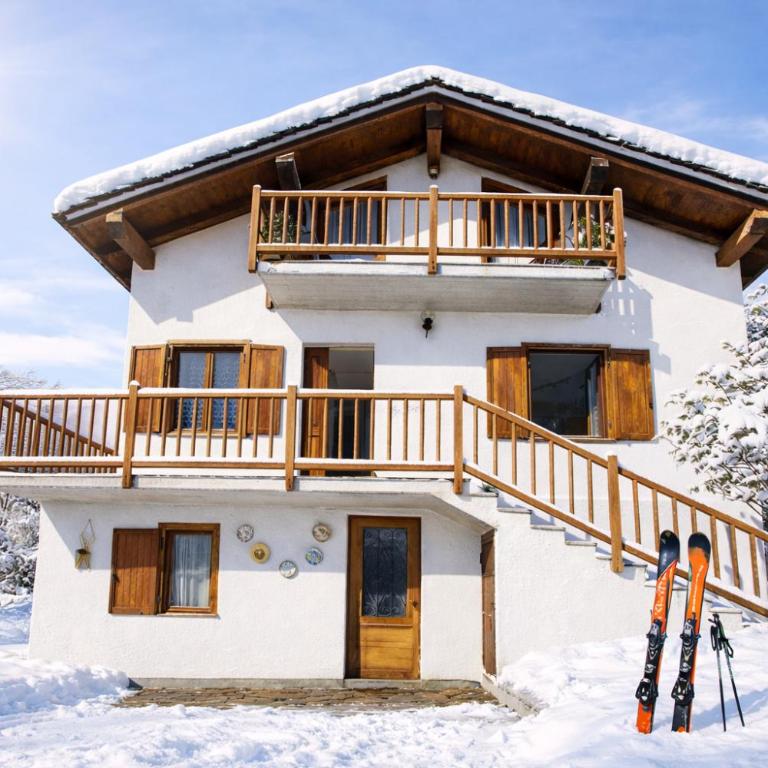 VILLA ADRY Aosta Sarre Your freedom - Villa - 1