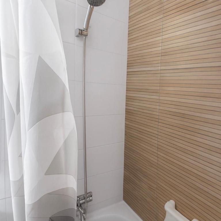 Studio Metro Las Rejas - One-Bedroom Apartment - 4