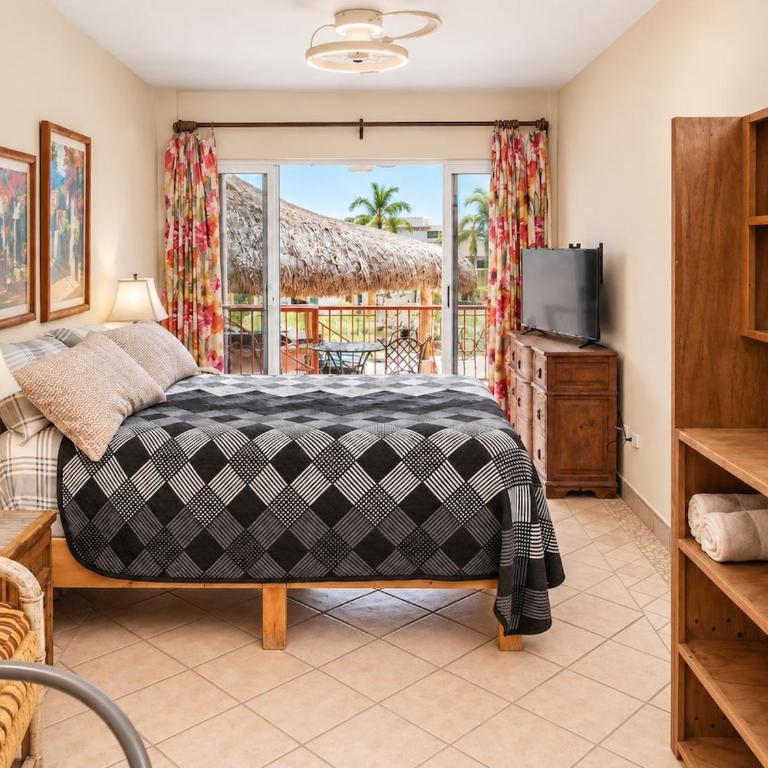 Casa Sydney with Pool, Hot Tub and Golf Course Views - Apartamento Estudio - 2