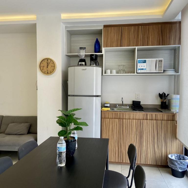 Modern Apartment in Miguel Hidalgo with Balcony - Studio mit Terrasse - 1