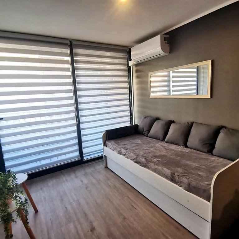 Metro Santa Ana Centro Patrimonial - One-Bedroom Apartment - 3