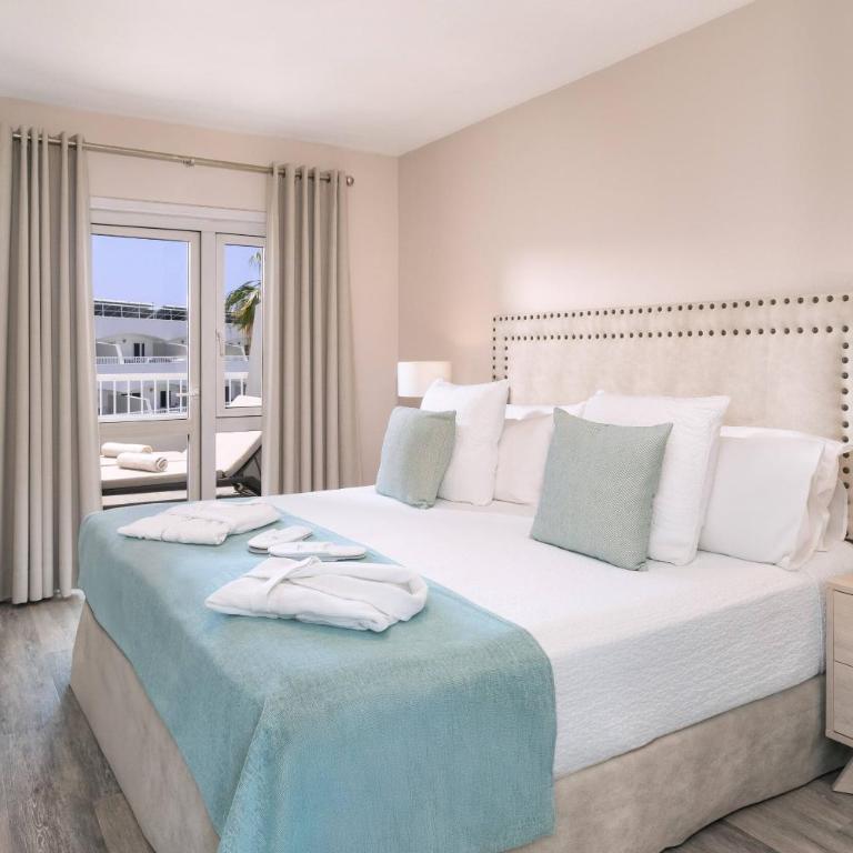 SOL by Meliá Barbacan - Superior Xtra Room - 1