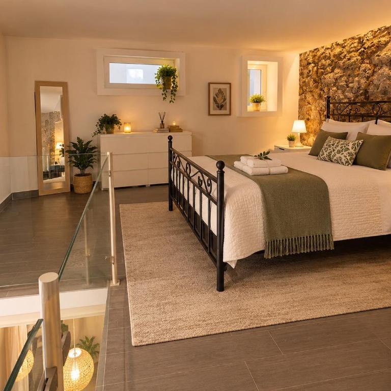 Etna Stone loft Historic center - One-Bedroom Apartment - 4