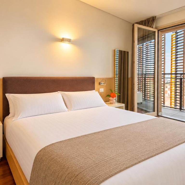 Giax Tower Residences - Pool, Spa & Gym - Multiple Apartments for Families & Groups - 15 Min from Duomo - Appartamento con 1 Camera da Letto, Balcone e Vista Montagna - 18