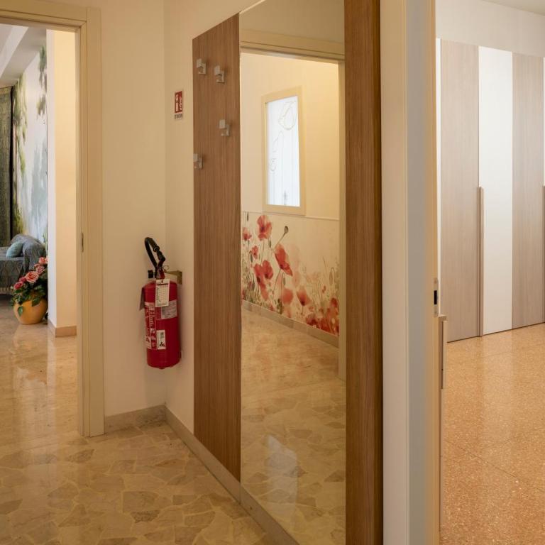 HouSmart Giambologna 8 - Appartamento Standard con 2 Camere da Letto - 26