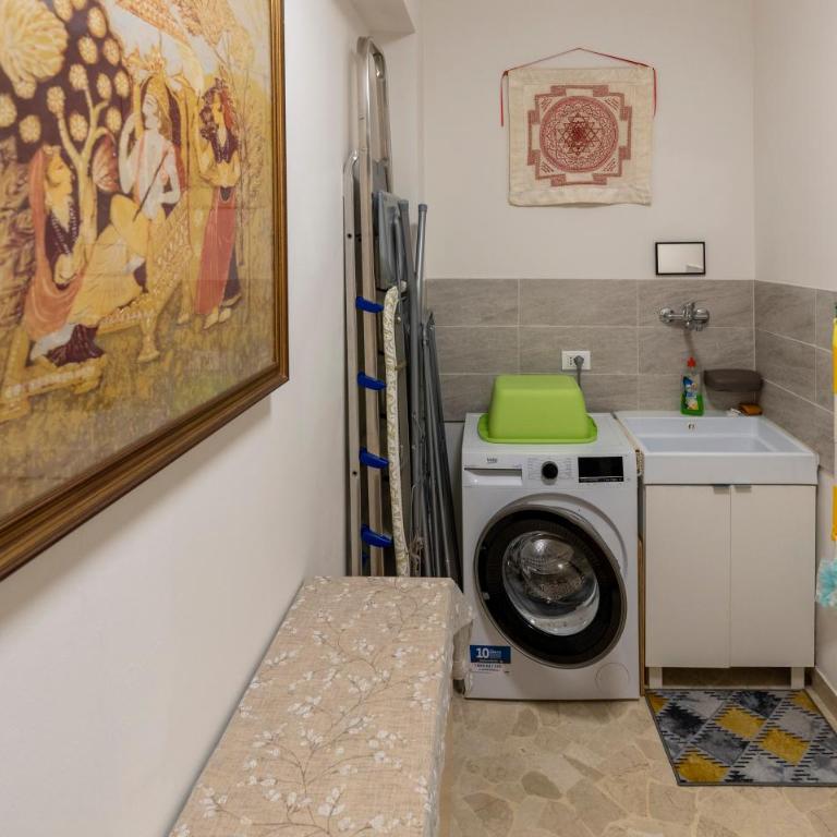 HouSmart Giambologna 8 - Appartamento Standard con 2 Camere da Letto - 39