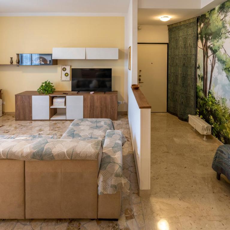 HouSmart Giambologna 8 - Appartamento Standard con 2 Camere da Letto - 3
