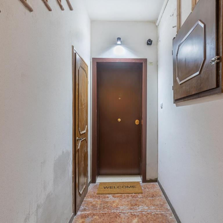 GuestHost - Le Due Torri Apartment with courtyard! - Appartamento con 1 Camera da Letto - 3