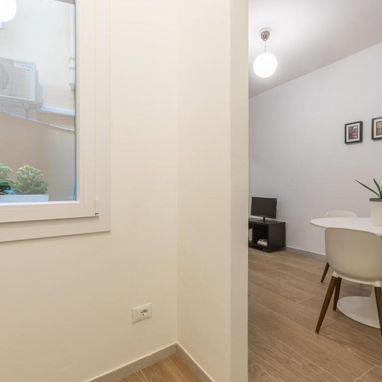 GuestHost - Le Due Torri Apartment with courtyard! - Appartamento con 1 Camera da Letto - 7