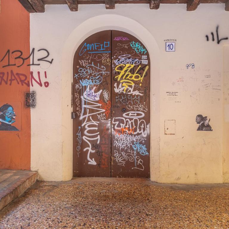 GuestHost - Le Due Torri Apartment with courtyard! - Appartamento con 1 Camera da Letto - 13