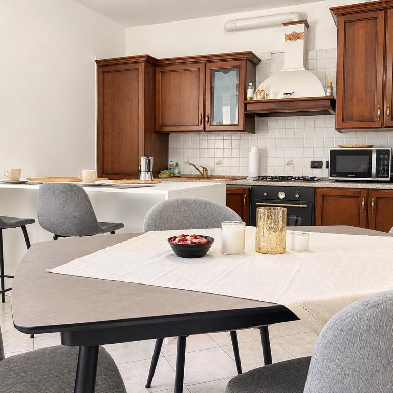 Domus Estense Ampio Living, Terrazza e Parcheggio Gratis - Appartamento Bilocale - 18