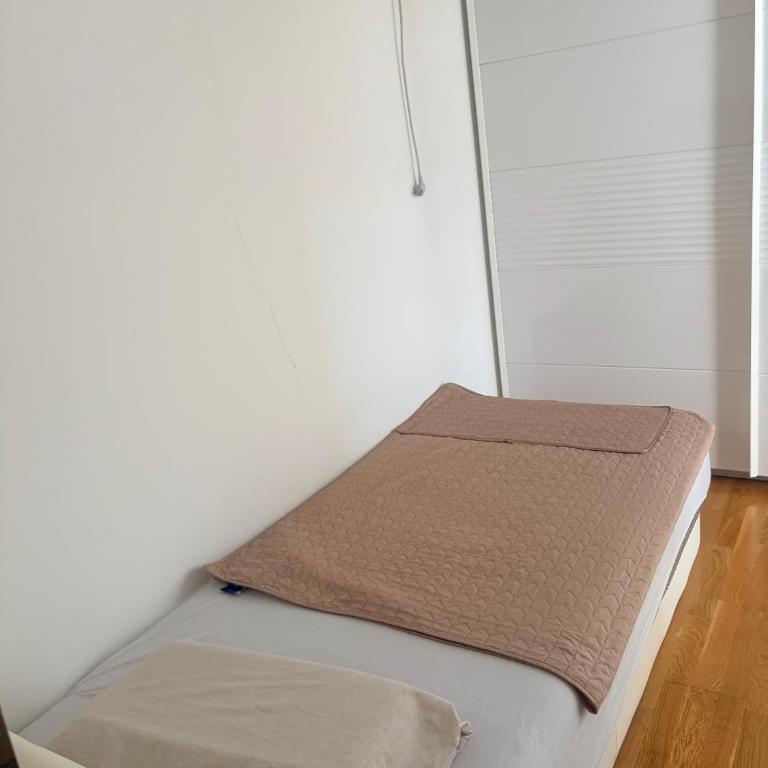 Urban Nest Detelinara FREE public PARKING - Two-Bedroom Apartment - 16