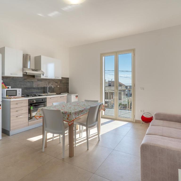 Appartamento vista mare Avola - Appartamento Deluxe con 2 Camere da Letto e Balcone - 1