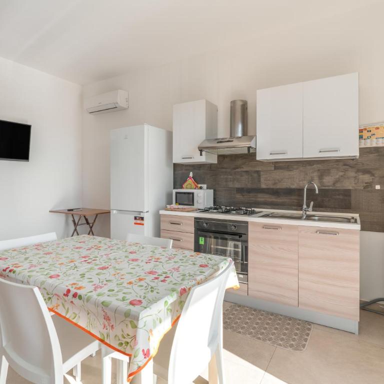 Appartamento vista mare Avola - Appartamento Deluxe con 2 Camere da Letto e Balcone - 5
