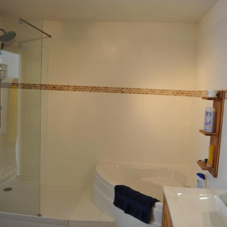 Villa au centre de Nîmes - Townhouse mit 3 Schlafzimmern - 24