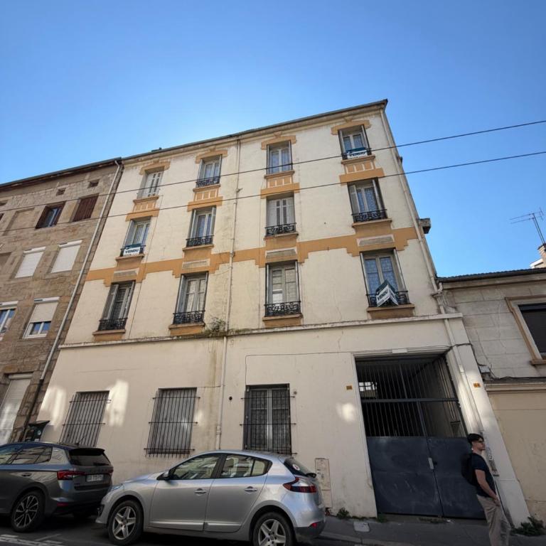 Cozy loft, proche du tram, Wi-Fi, smart TV - One-Bedroom Apartment - 11