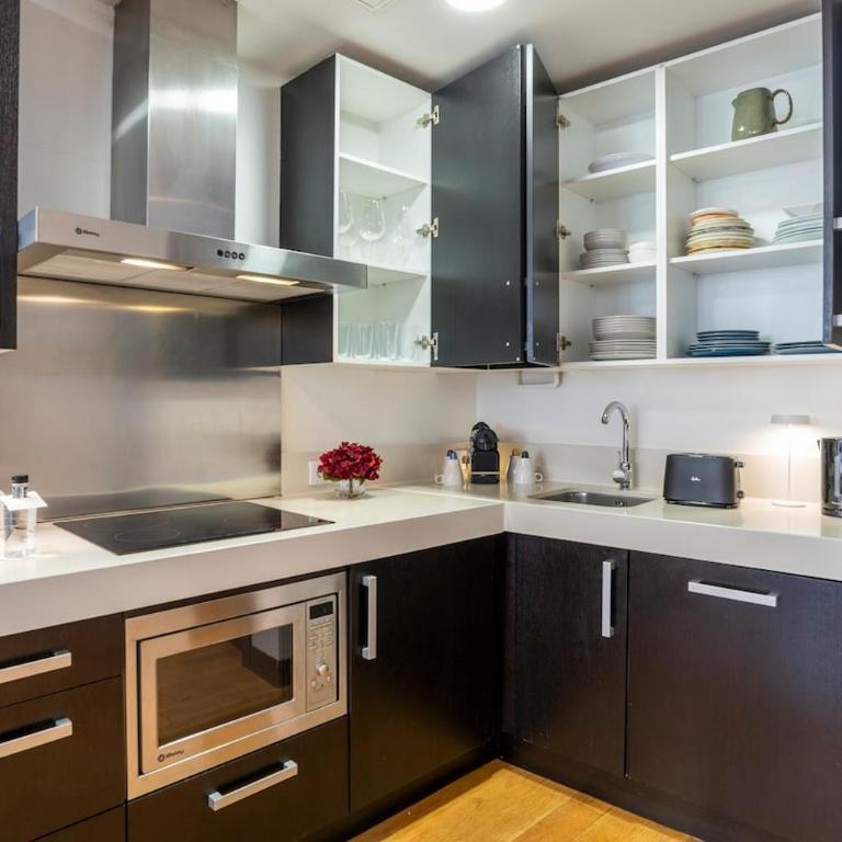 Duplex in the Heart of Madrid - Temporada - Apartamento de 3 dormitorios - 54