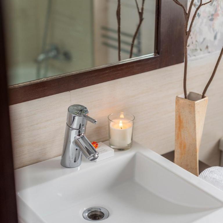 Duplex in the Heart of Madrid - Temporada - Apartamento de 3 dormitorios - 65