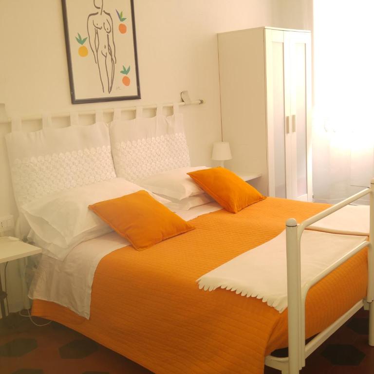 Lucretia House - Camera Matrimoniale/Doppia con Letti Singoli con Bagno Privato Esterno - 6