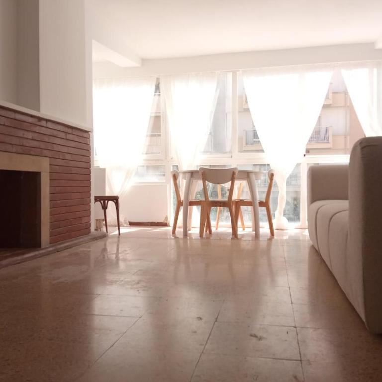 Two-bedroom apartment in the Palma port - Apartamento de 2 dormitorios - 1